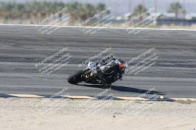 media/Dec-07-2025-CVMA (Sun) [[3e7d2de5dc]]/Race 5-Formula UL-CVMA Hooligans-American Thunder/